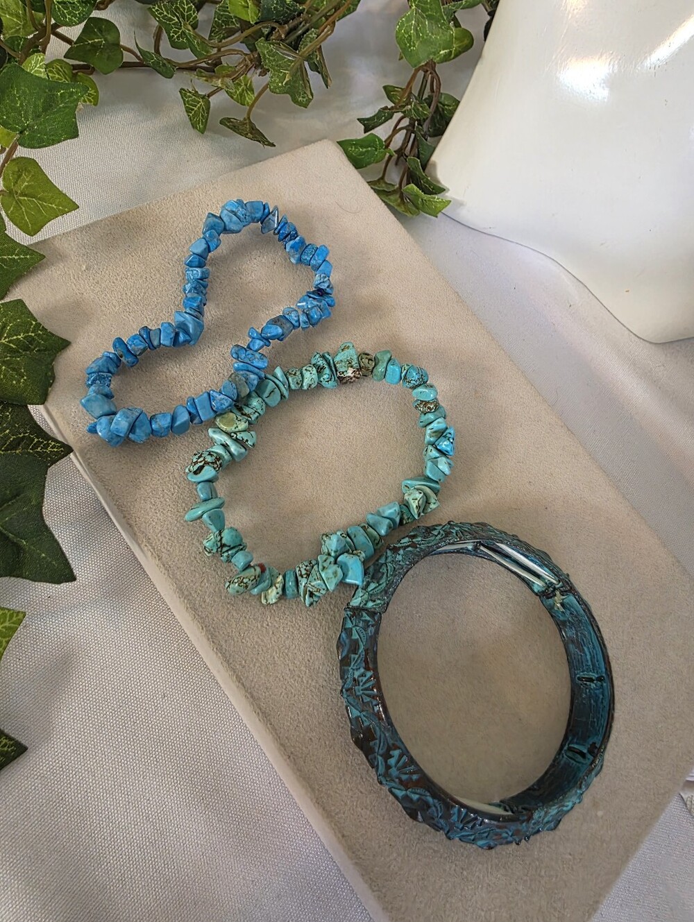 Turquoise Chip Bead & Patina Embossed Stretch Bracelet Stack Lot 3 Western